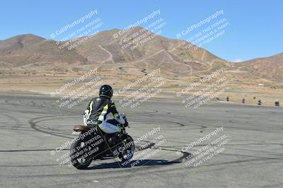 media/Feb-05-2023-Classic Track Day (Sun) [[c35aca4a42]]/Around the Pits/